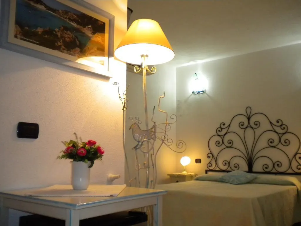 Bed & Breakfast Bed&Breakfast Mare Isole La Maddalena